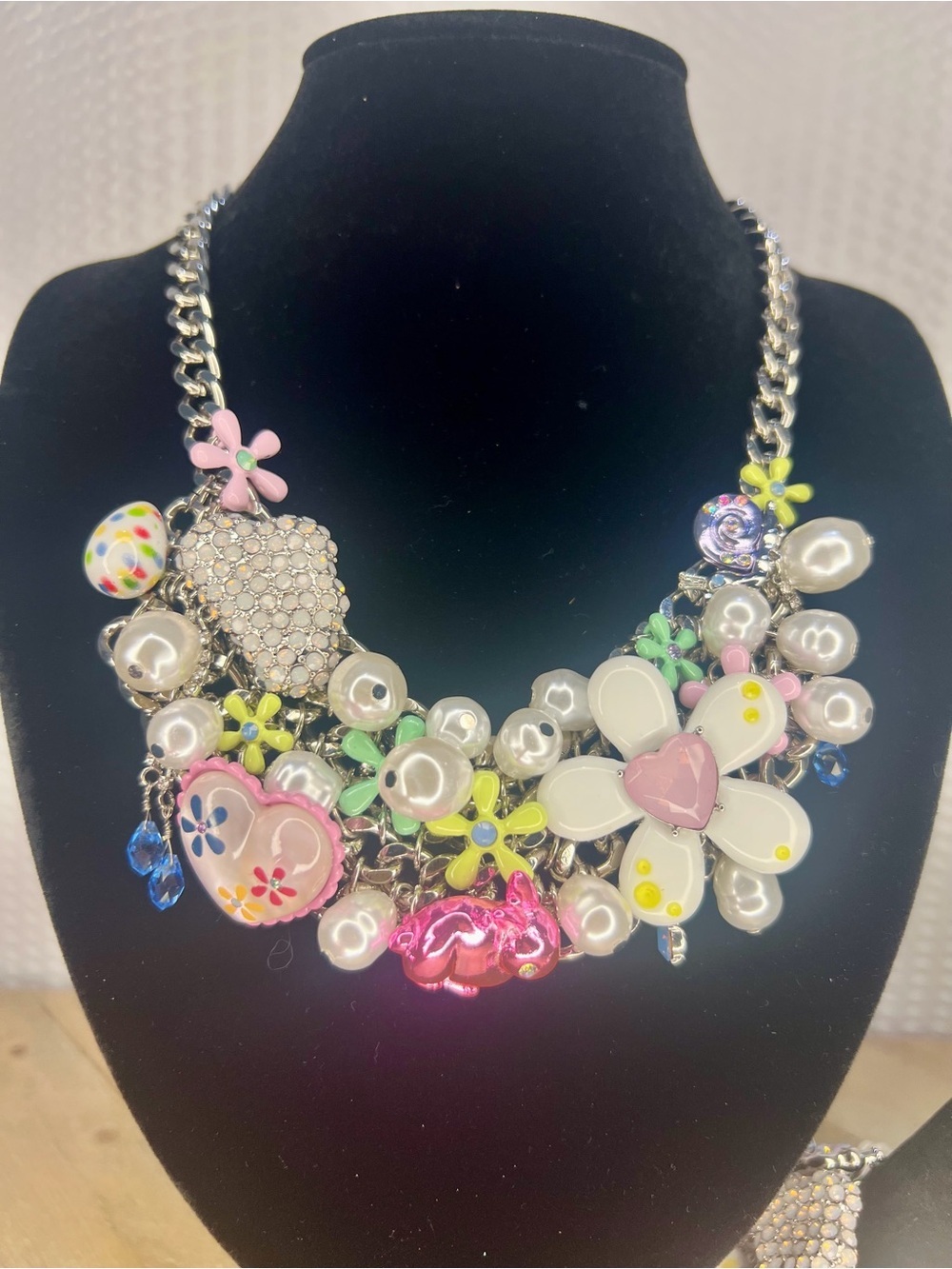 Betsey Johnson Hop To It Jewelry Bundle!! - Picture 2 of 4